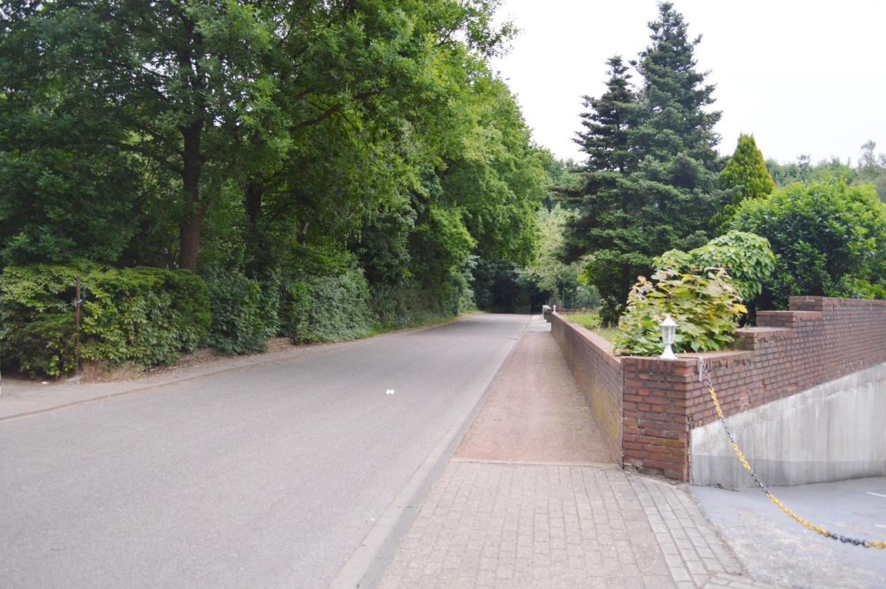 Hotel B8 Voerde Exteriér fotografie