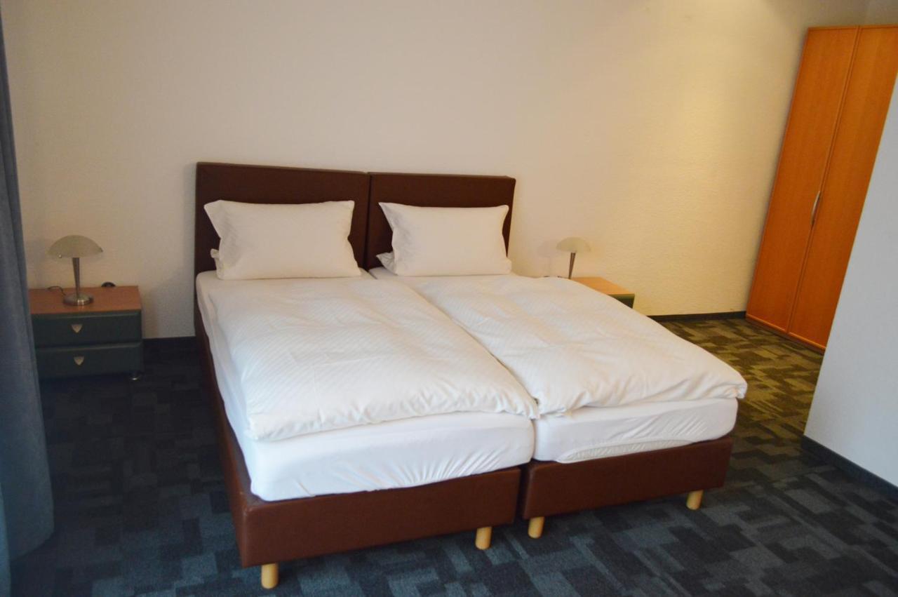 Hotel B8 Voerde Exteriér fotografie