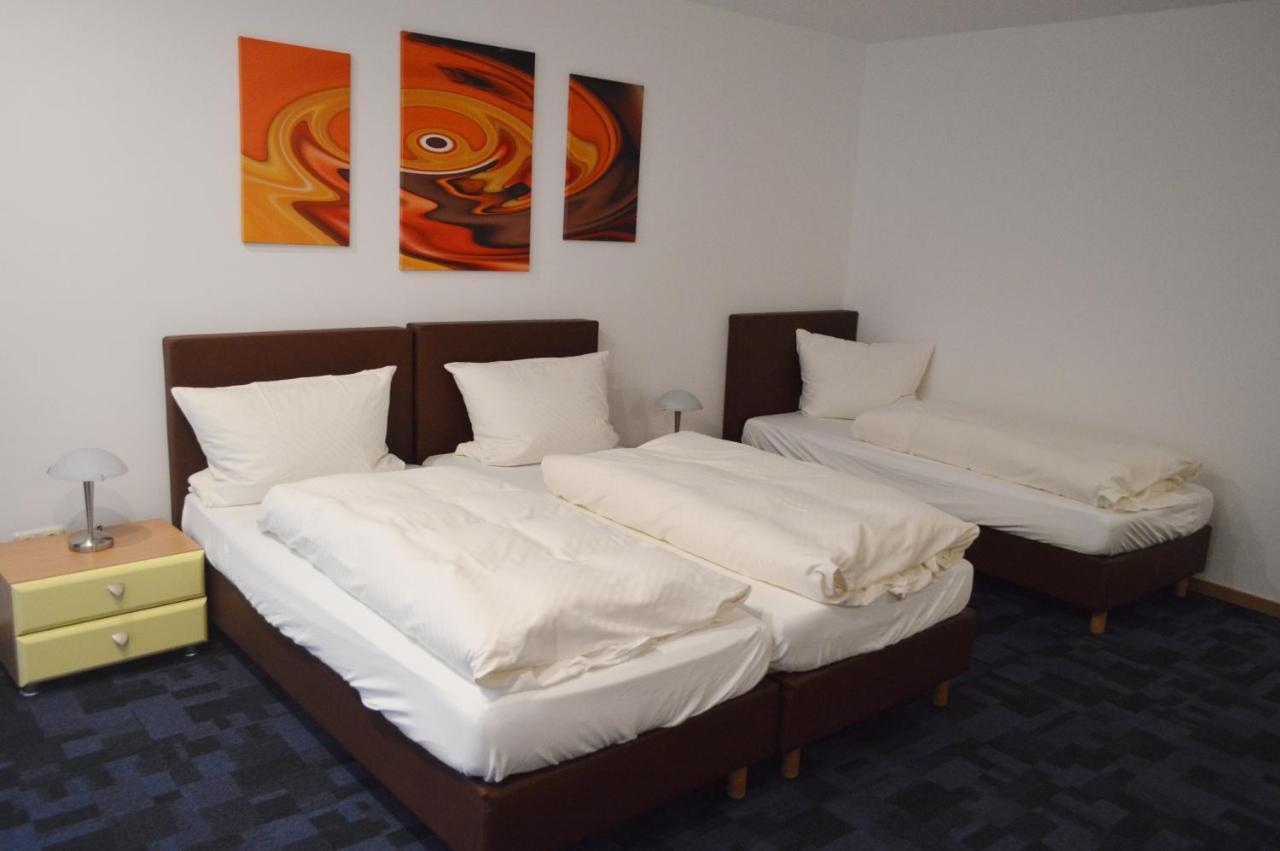 Hotel B8 Voerde Exteriér fotografie