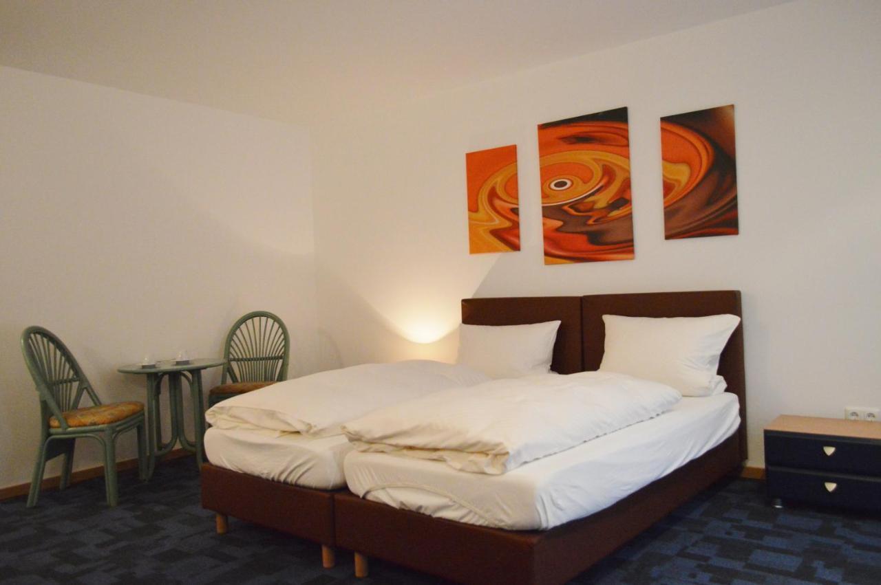 Hotel B8 Voerde Exteriér fotografie